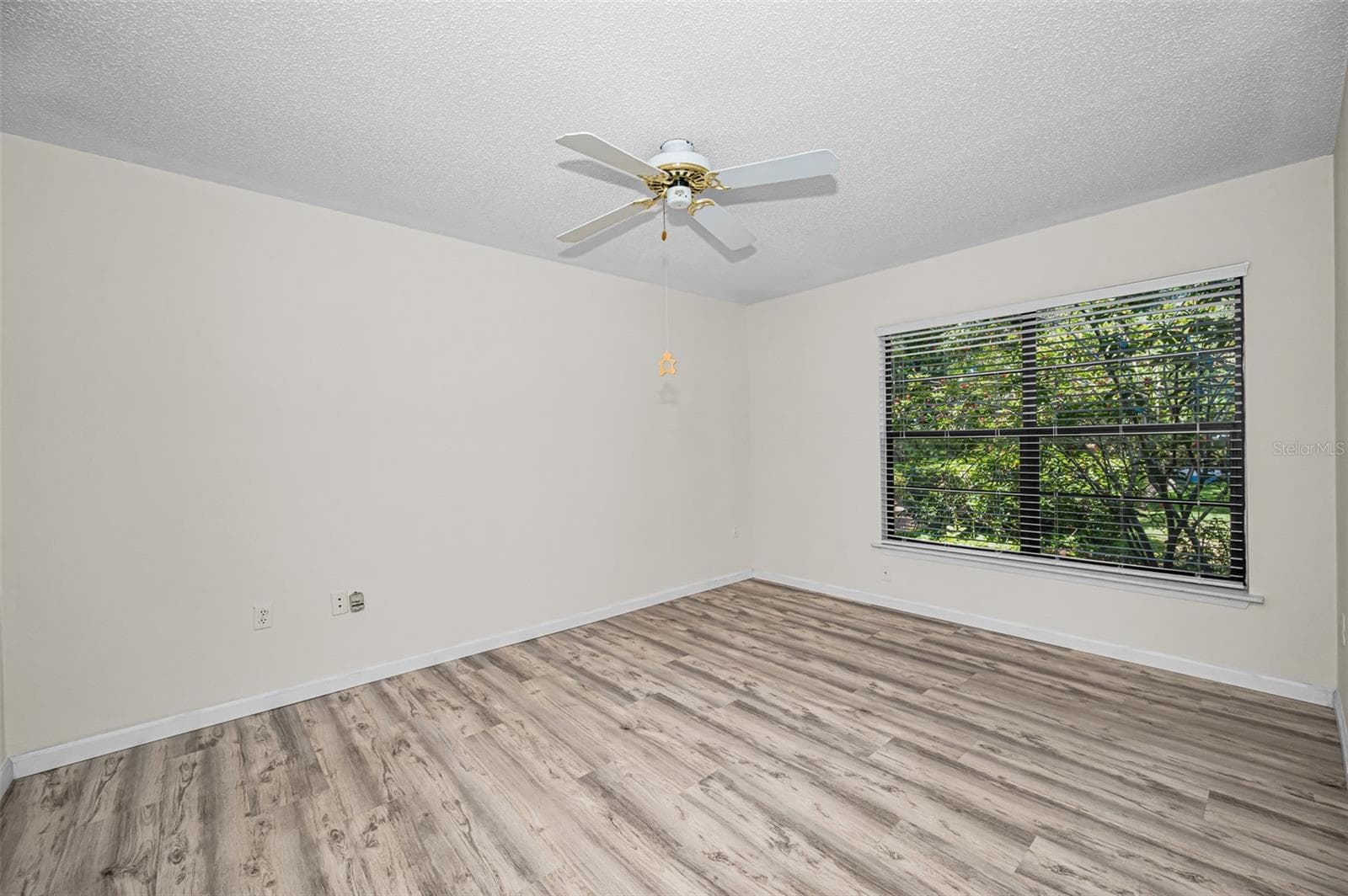 2205 LENNOX ROAD — photo 21 of 70