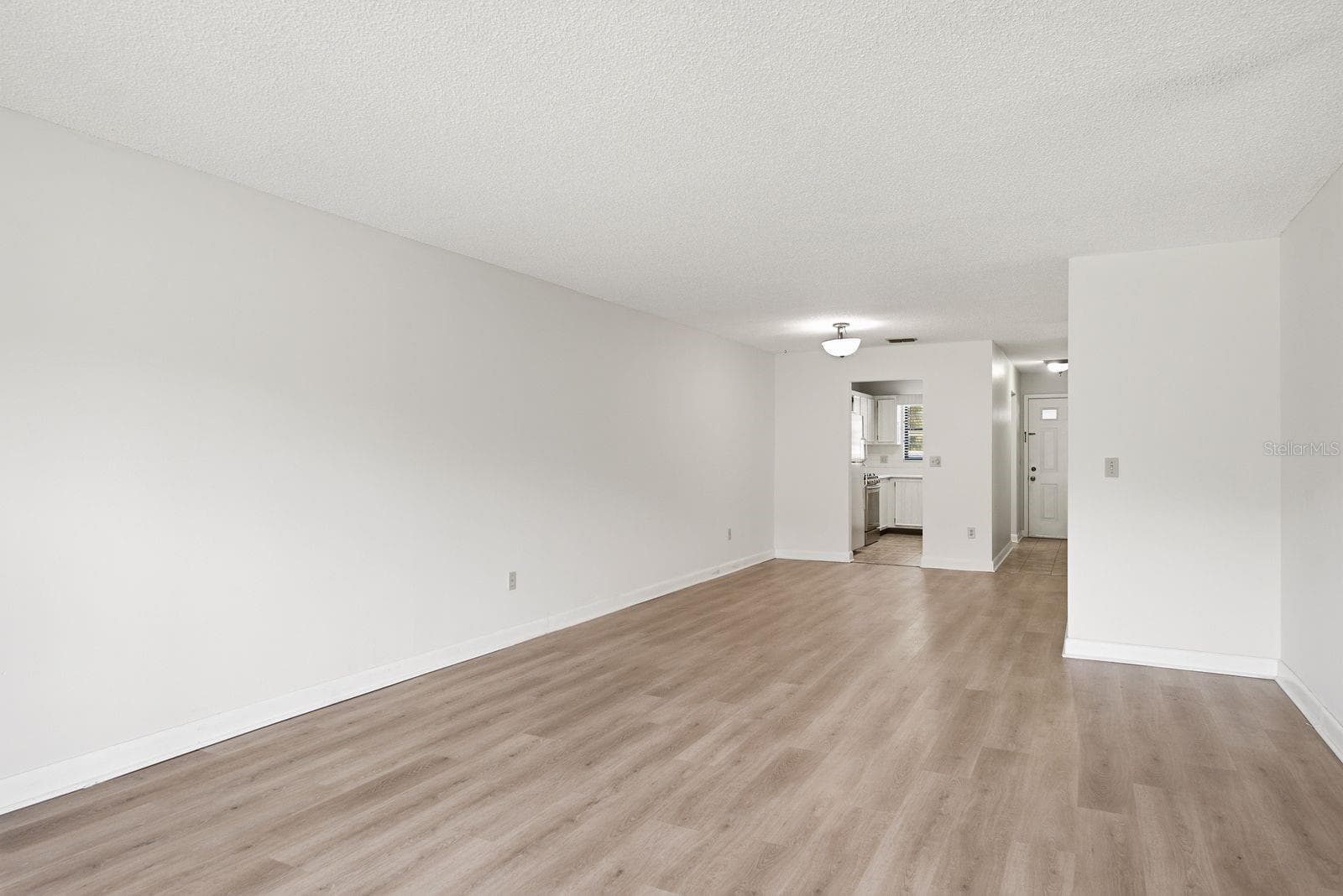 6070 80TH STREET — photo 13 of 62