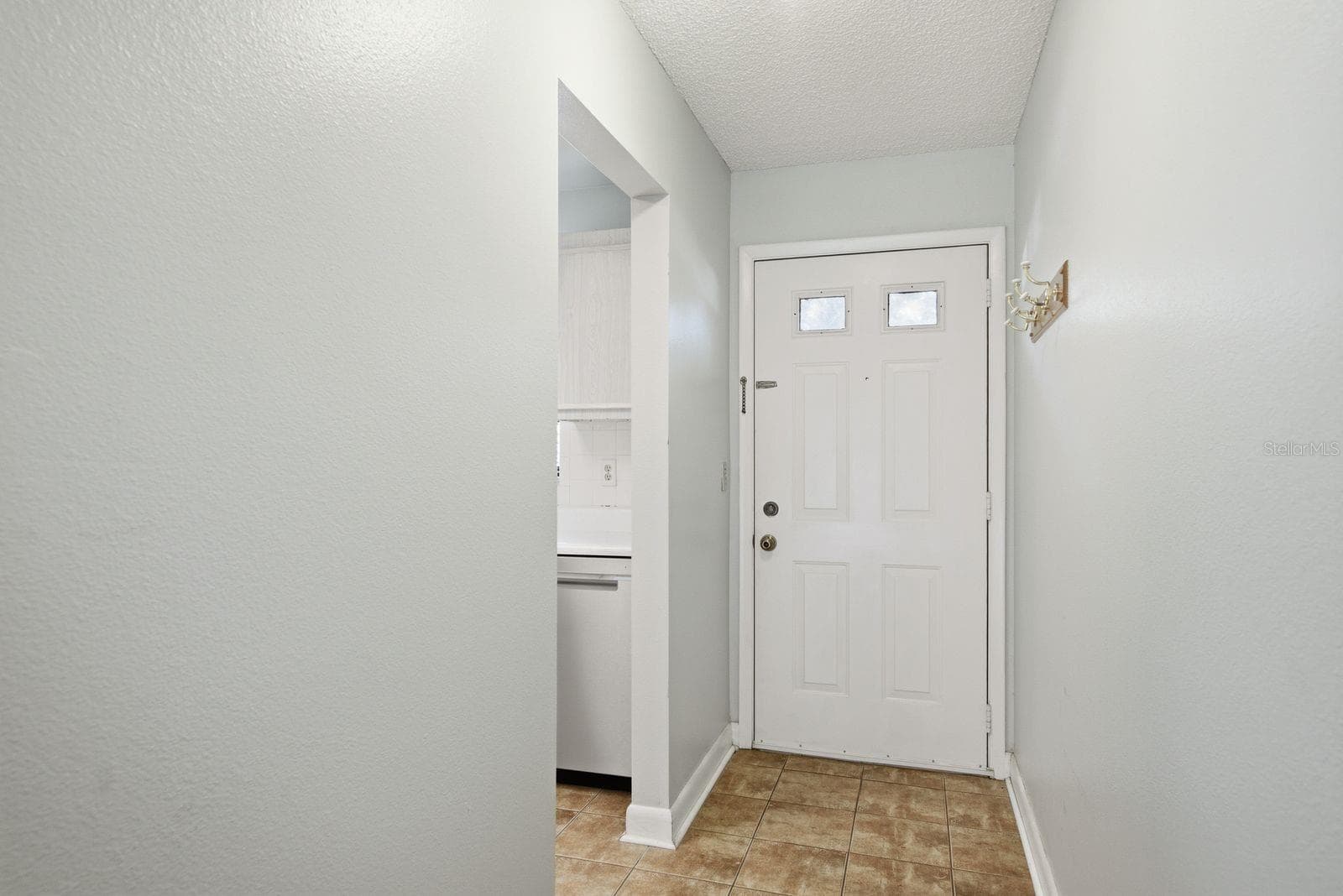 6070 80TH STREET — photo 8 of 62