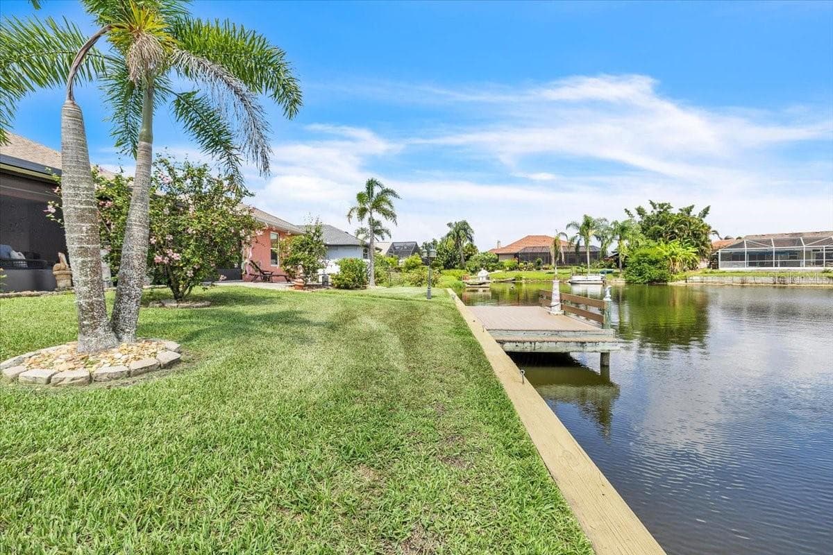 11614 COURTLY MANOR DRIVE — photo 40 of 49