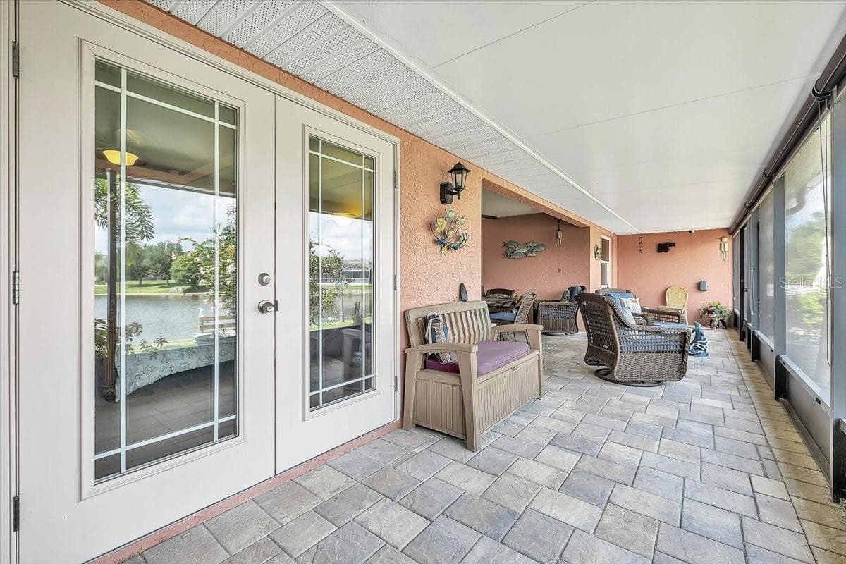 11614 COURTLY MANOR DRIVE — photo 32 of 49