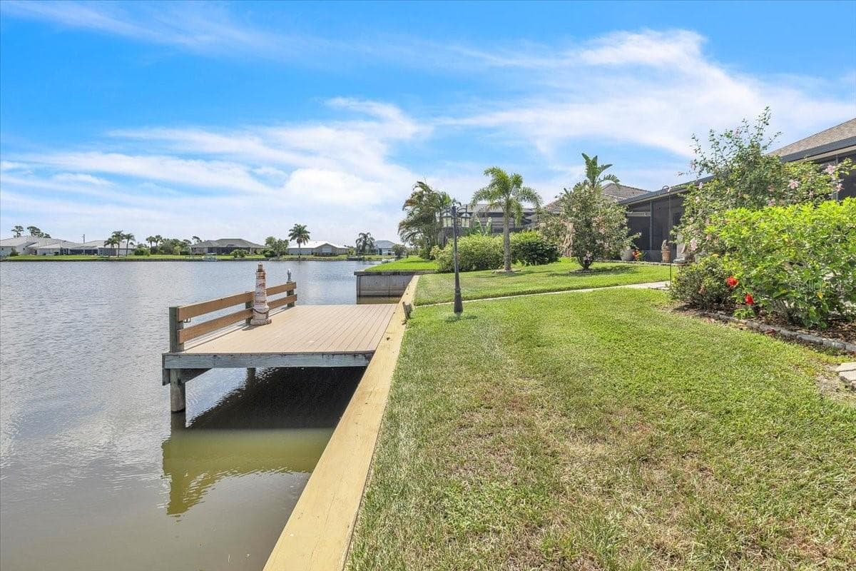 11614 COURTLY MANOR DRIVE — photo 37 of 49