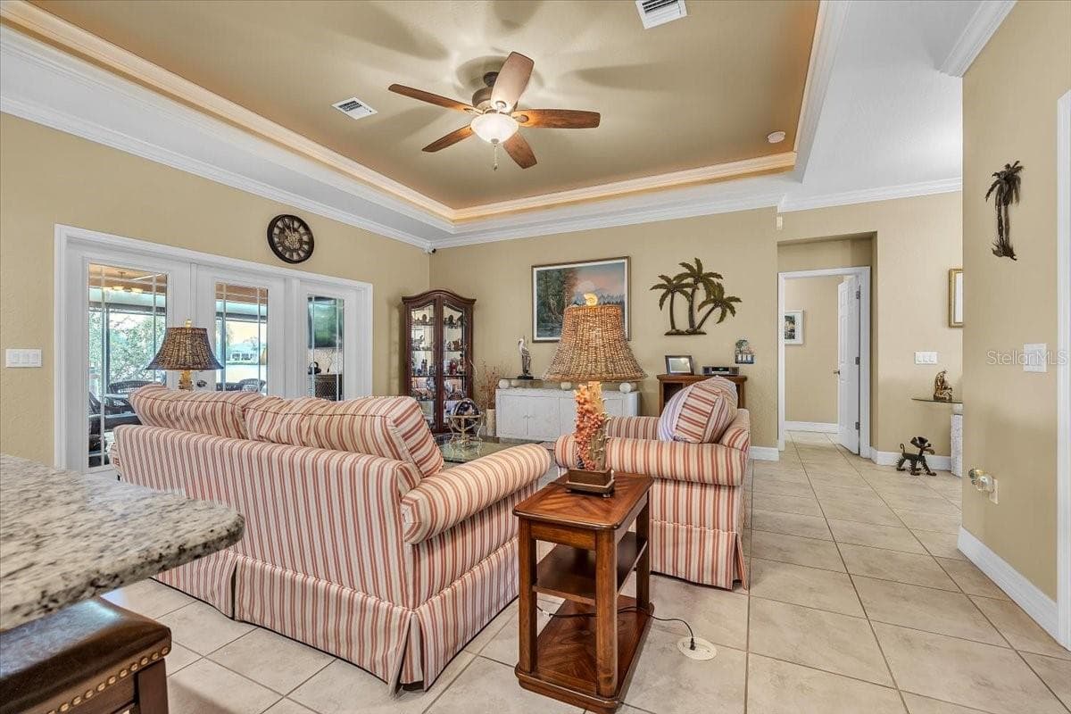 11614 COURTLY MANOR DRIVE — photo 5 of 49
