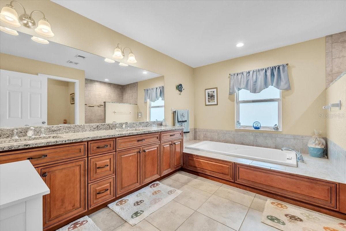 11614 COURTLY MANOR DRIVE — photo 19 of 49
