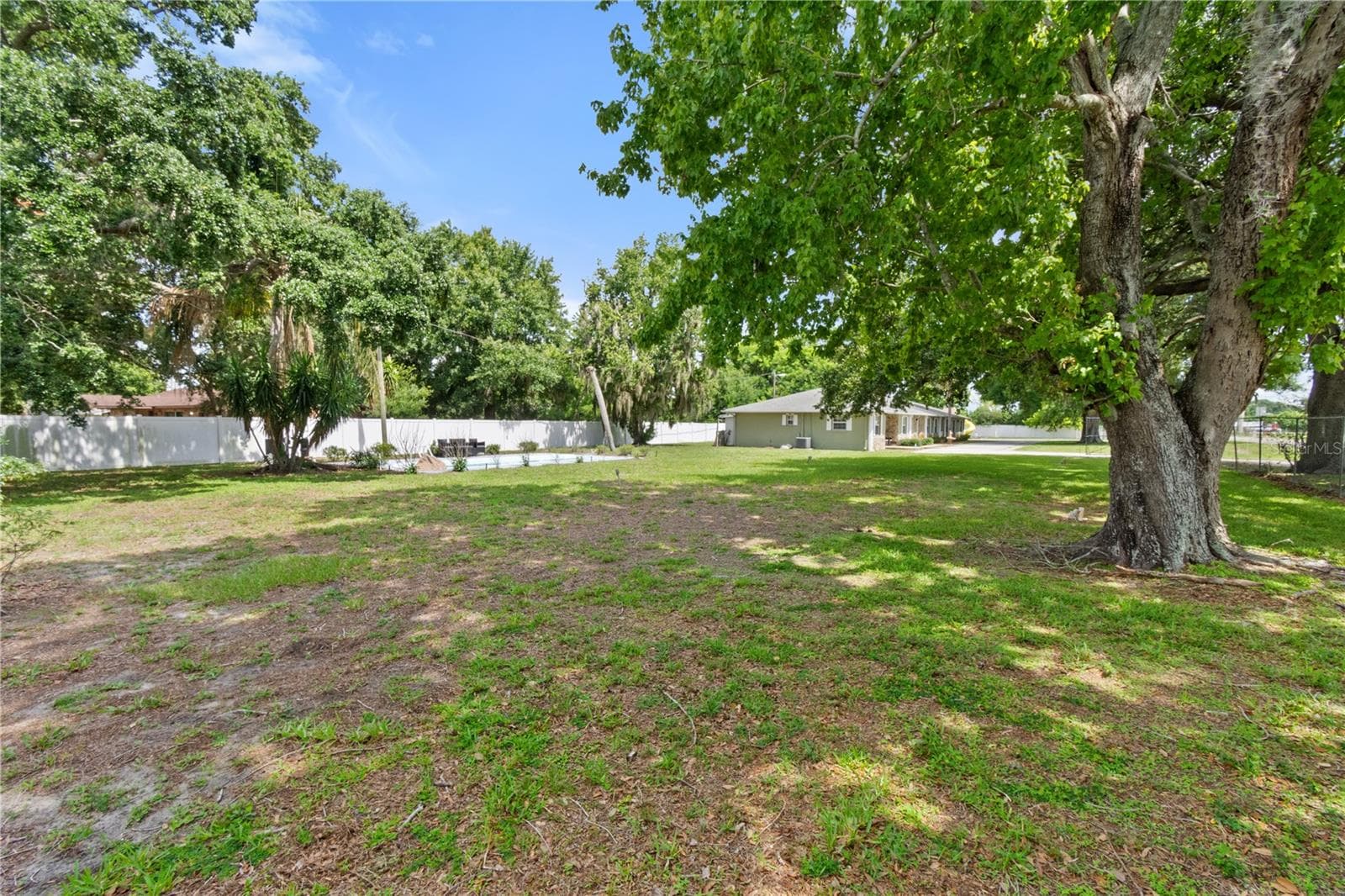 245 ALTURAS ROAD — photo 37 of 39