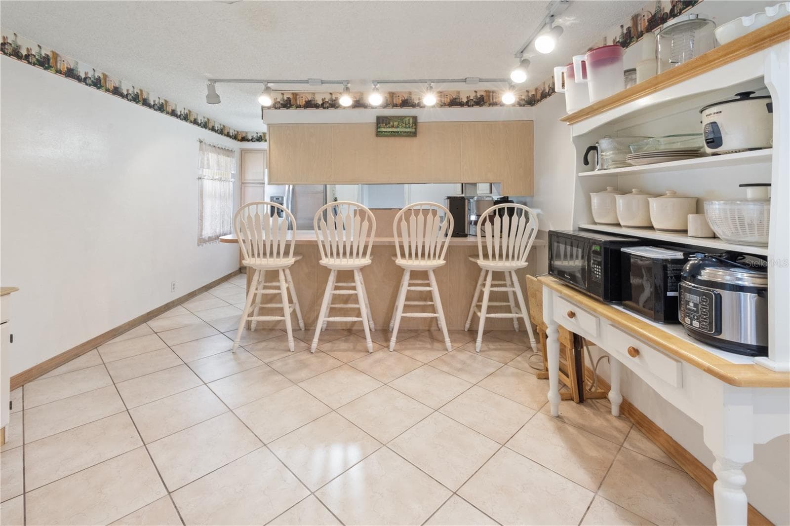 245 ALTURAS ROAD — photo 8 of 39