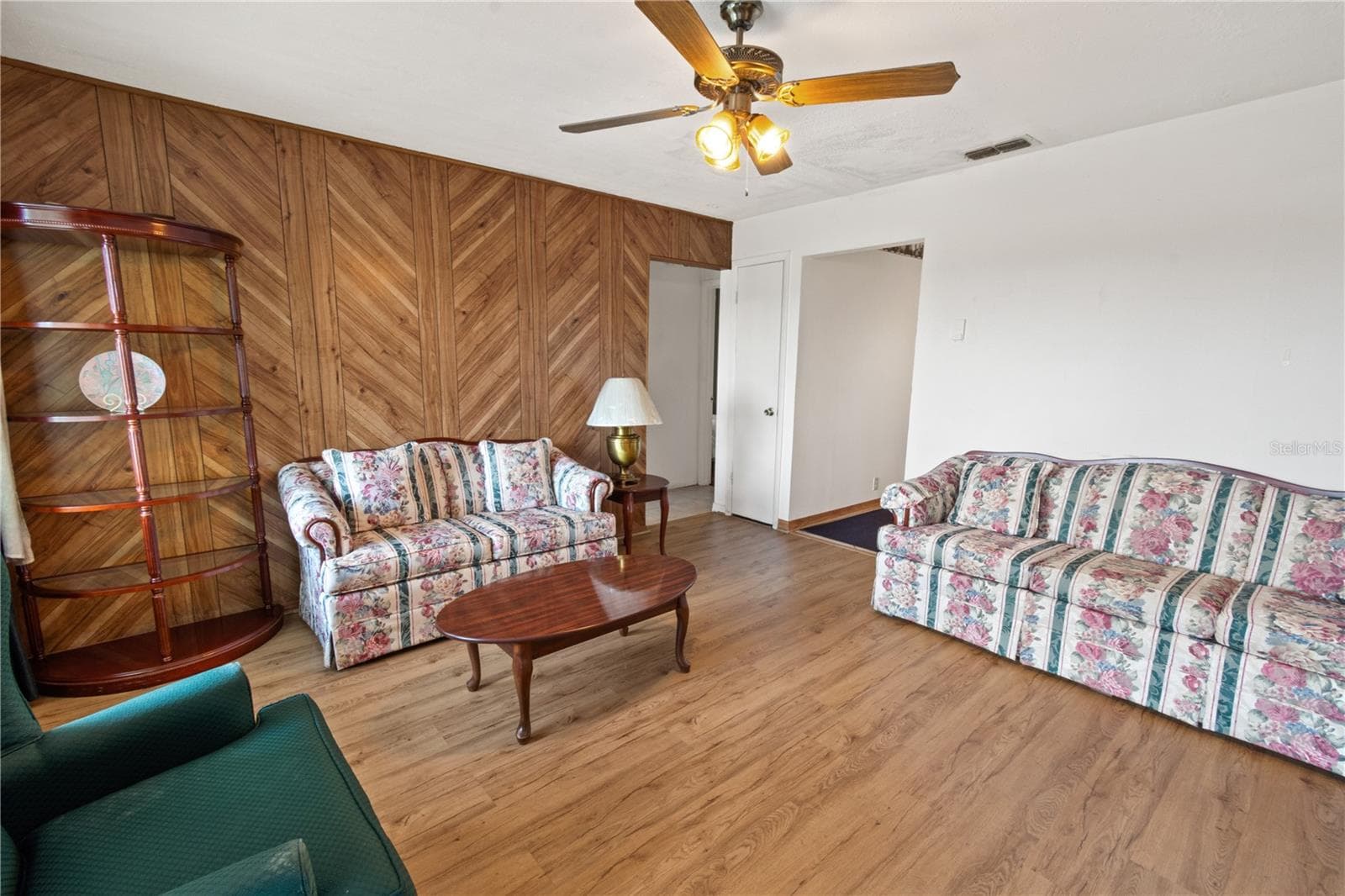 245 ALTURAS ROAD — photo 5 of 39