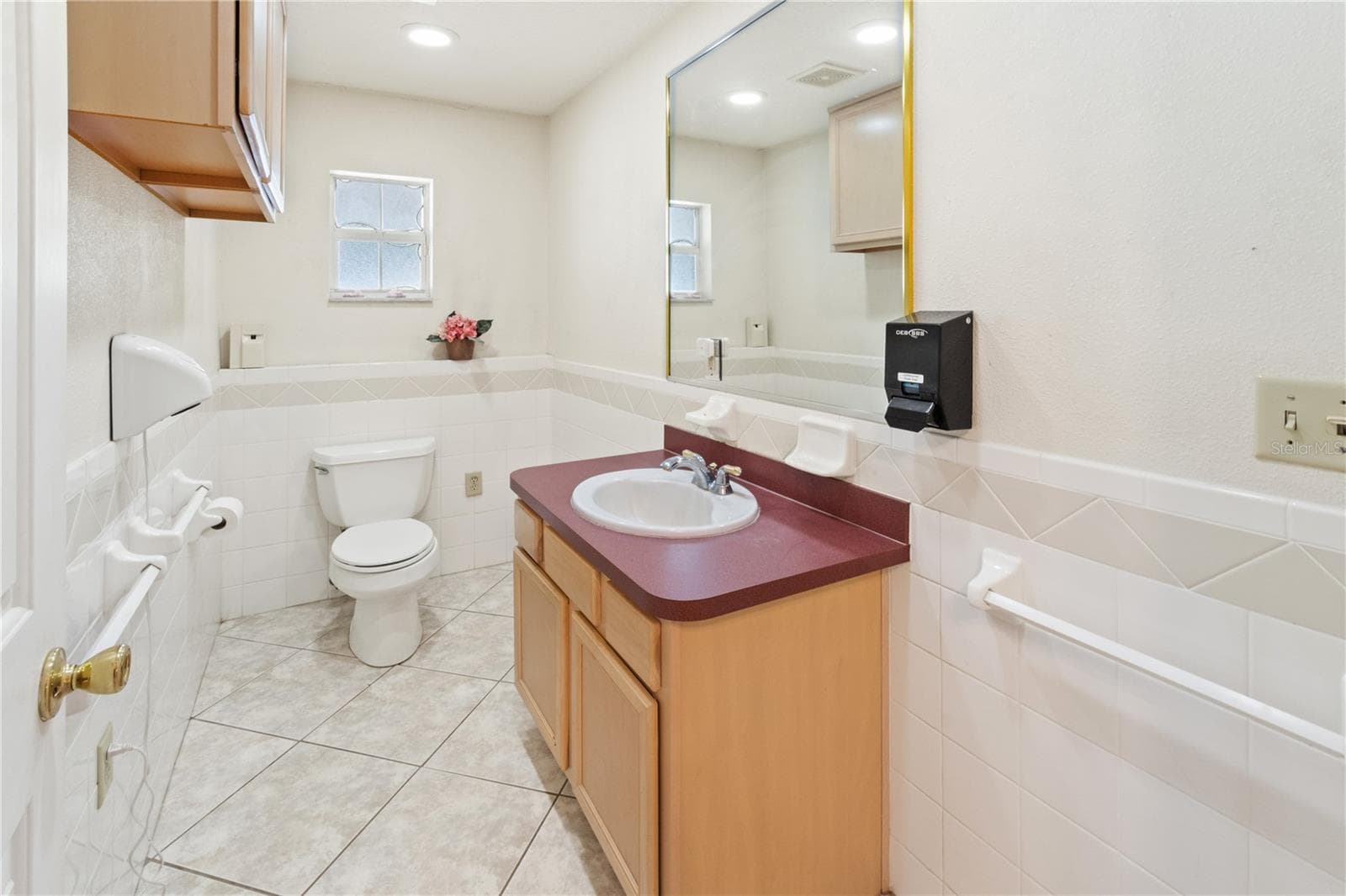 245 ALTURAS ROAD — photo 27 of 39