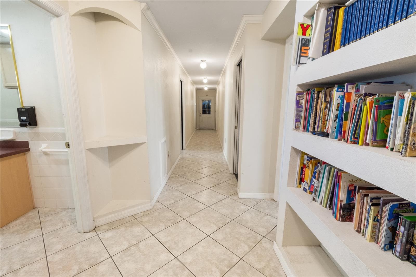 245 ALTURAS ROAD — photo 10 of 39