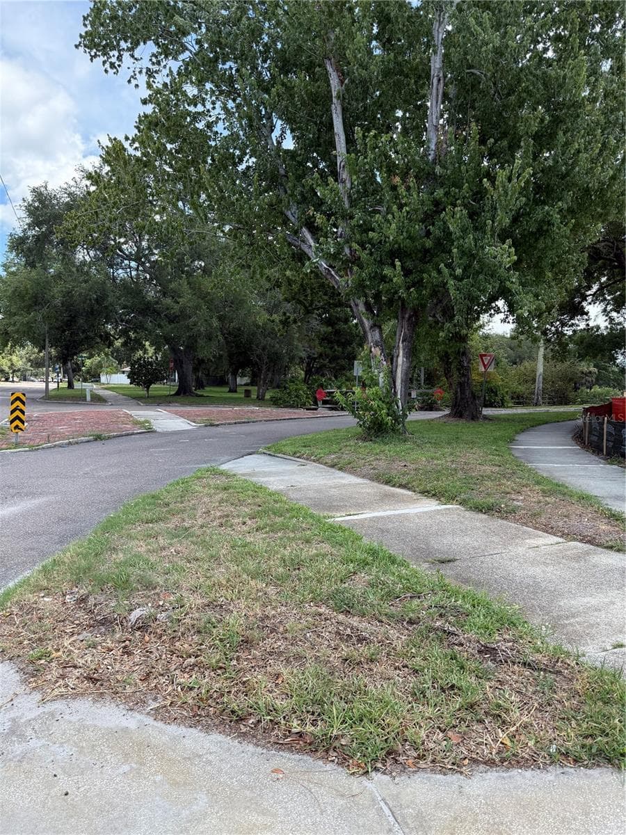 3531 DR MLK JR. DRIVE — photo 4 of 8