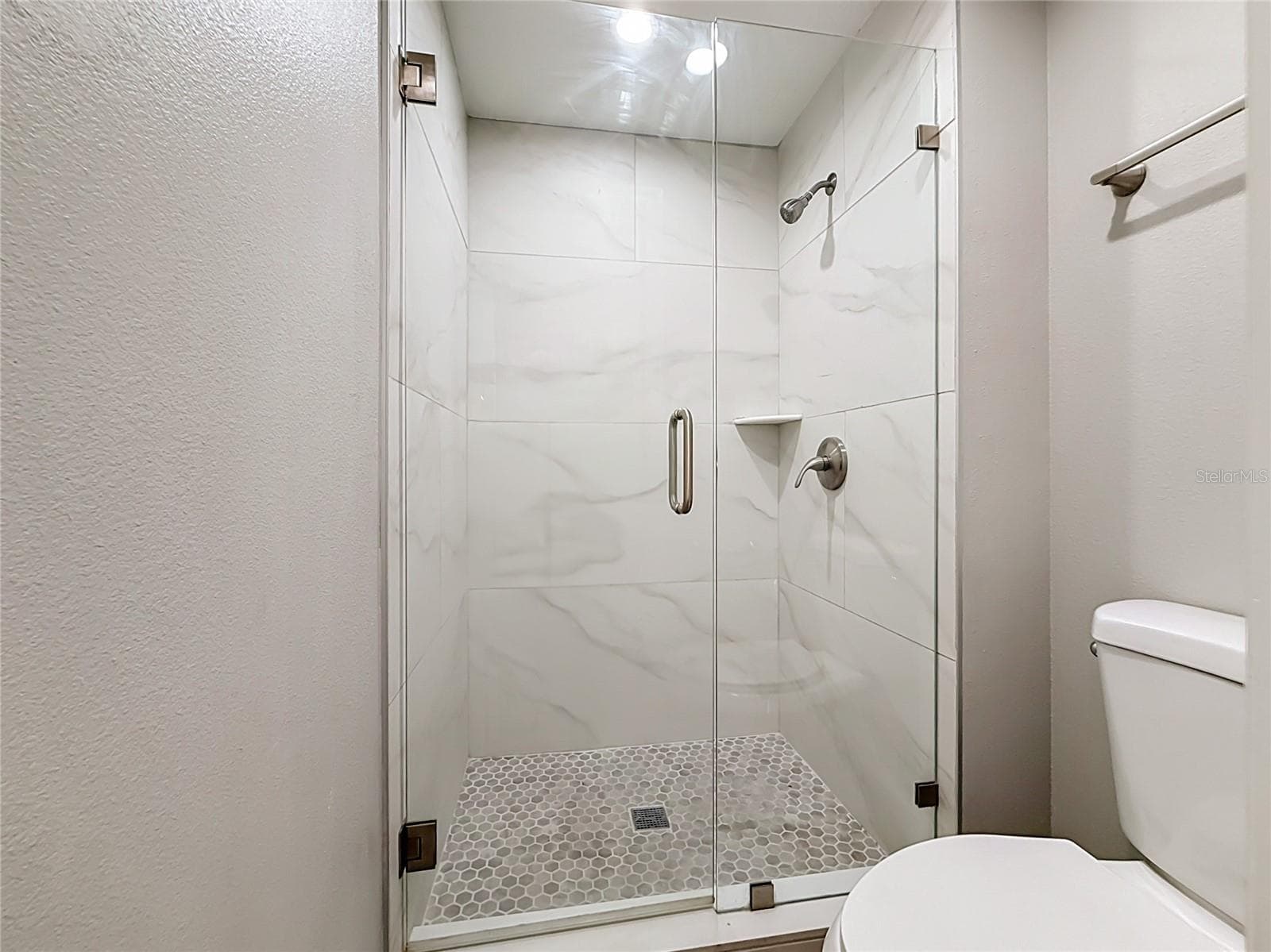 31806 PARKDALE DRIVE — photo 36 of 44