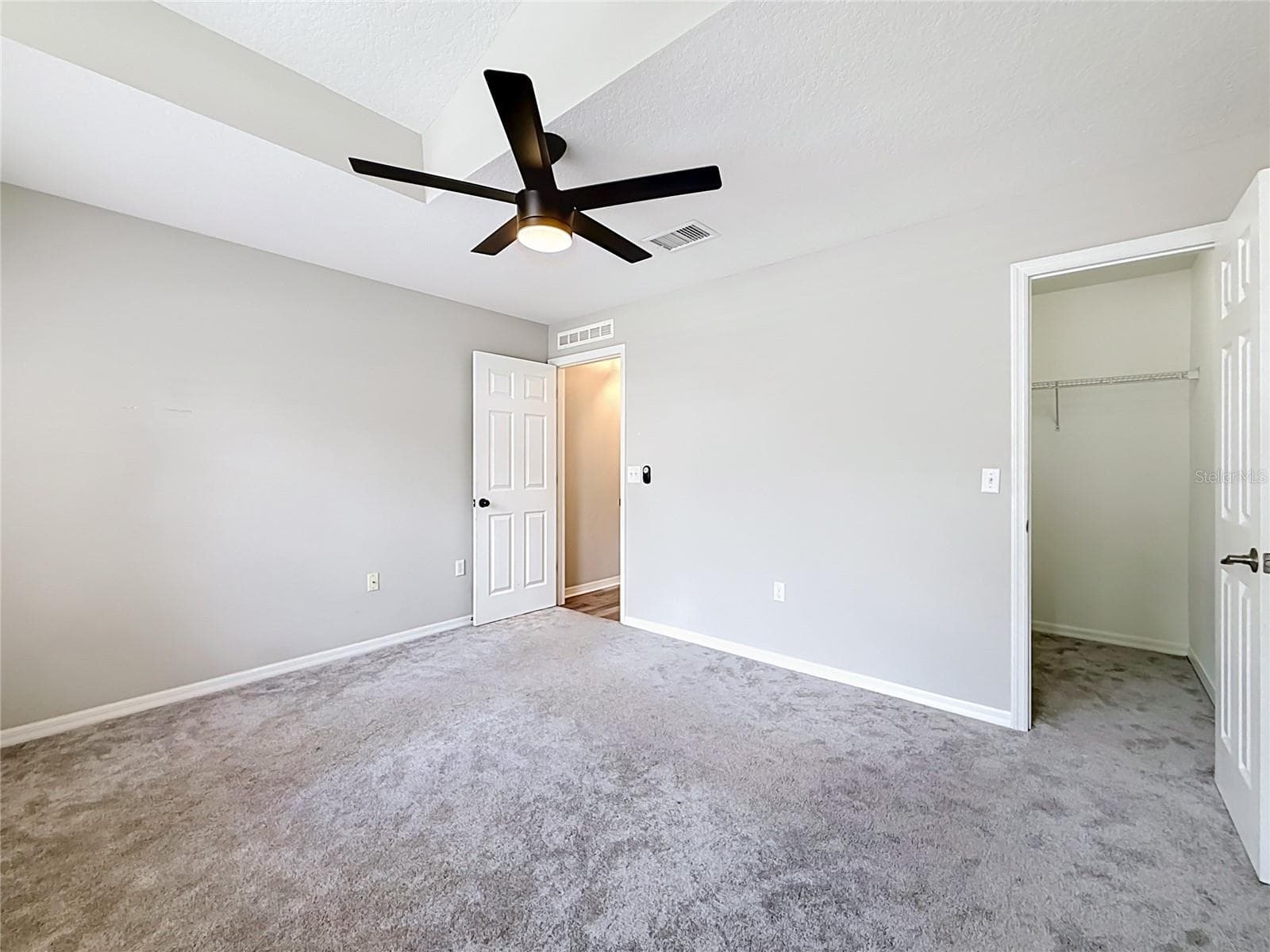 31806 PARKDALE DRIVE — photo 19 of 44