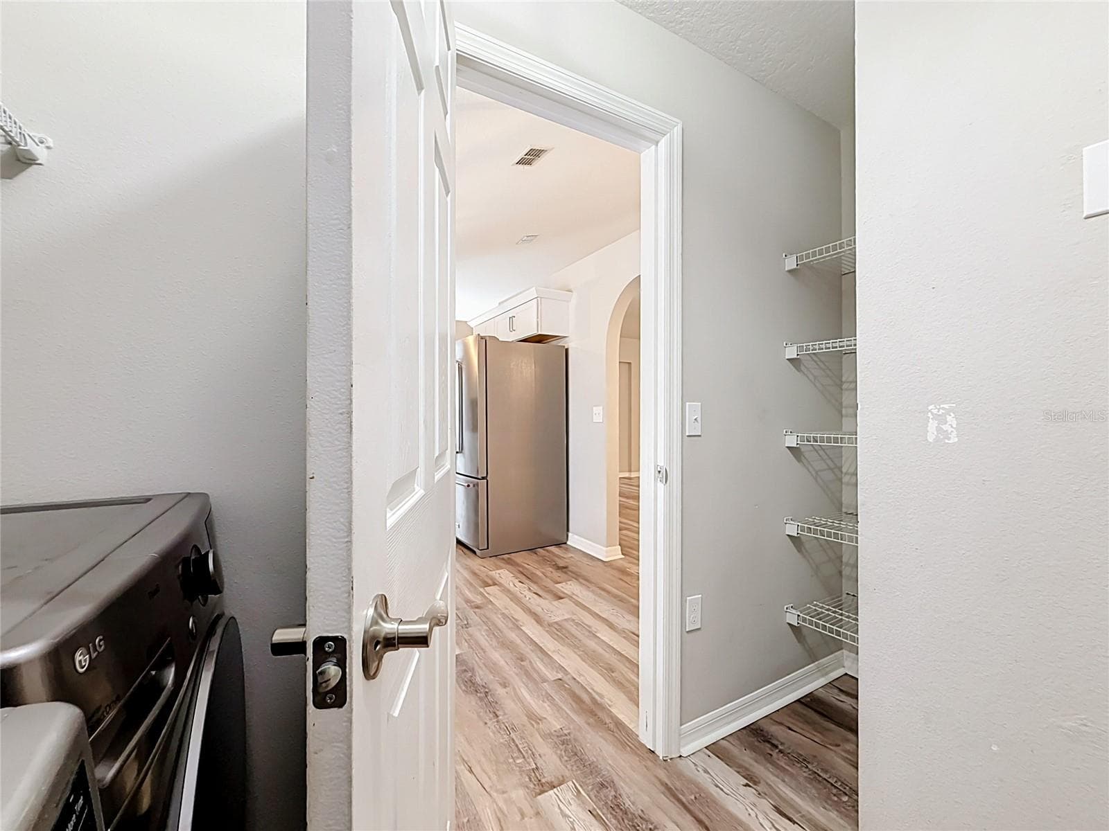 31806 PARKDALE DRIVE — photo 40 of 44