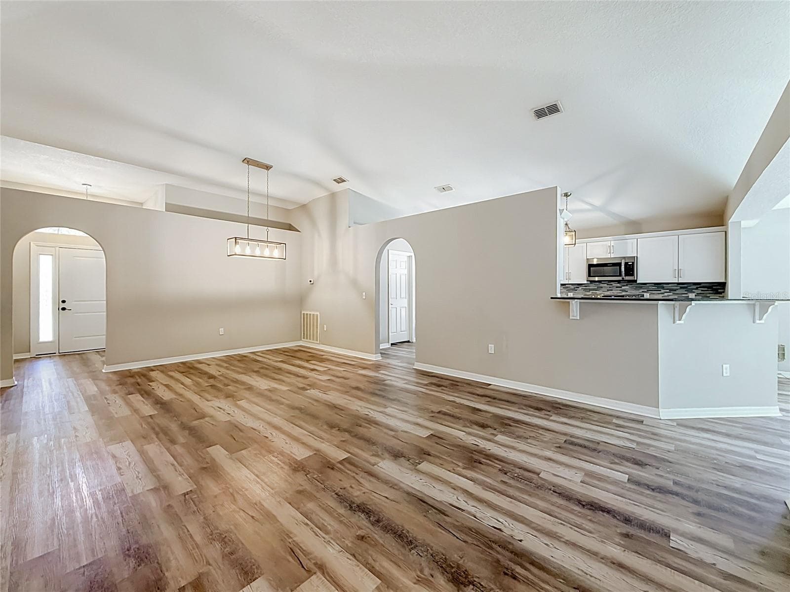 31806 PARKDALE DRIVE — photo 8 of 44