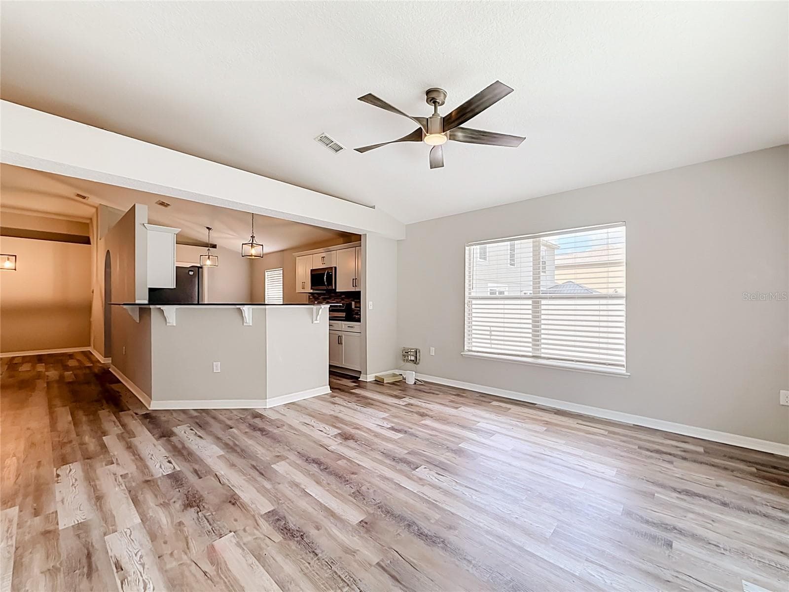 31806 PARKDALE DRIVE — photo 9 of 44