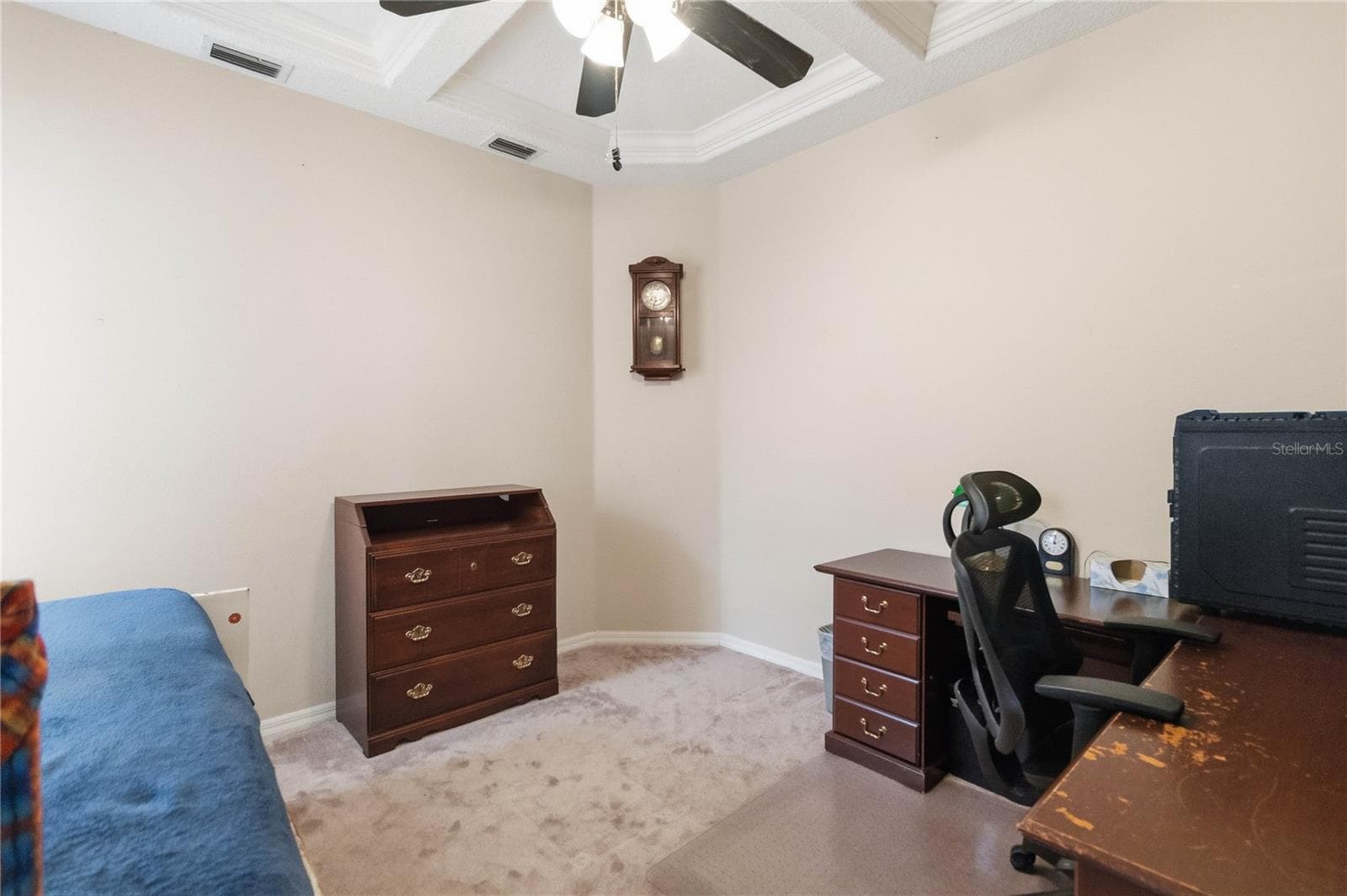 1085 CHASE DRIVE — photo 21 of 40