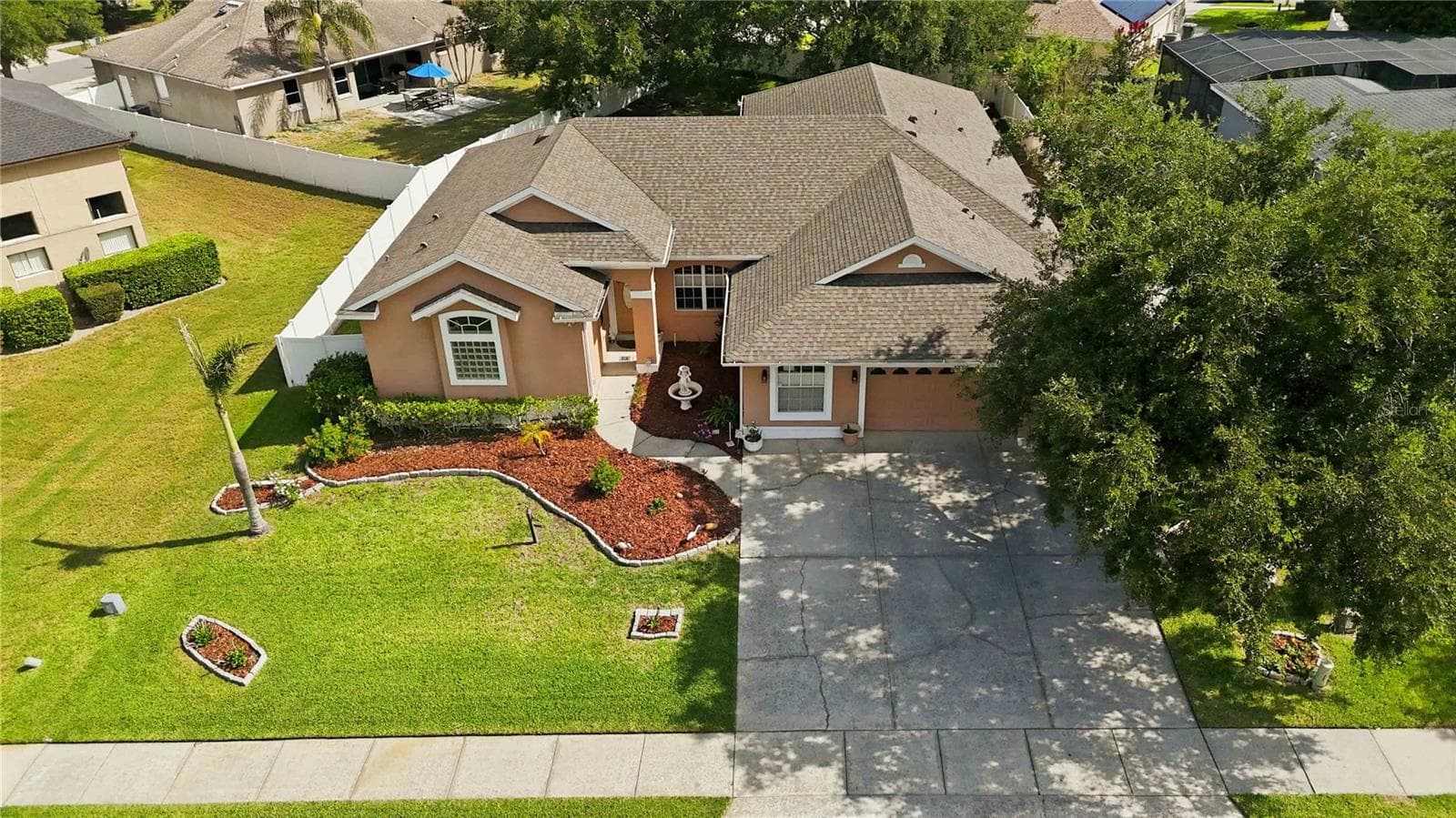 1085 CHASE DRIVE — photo 33 of 40