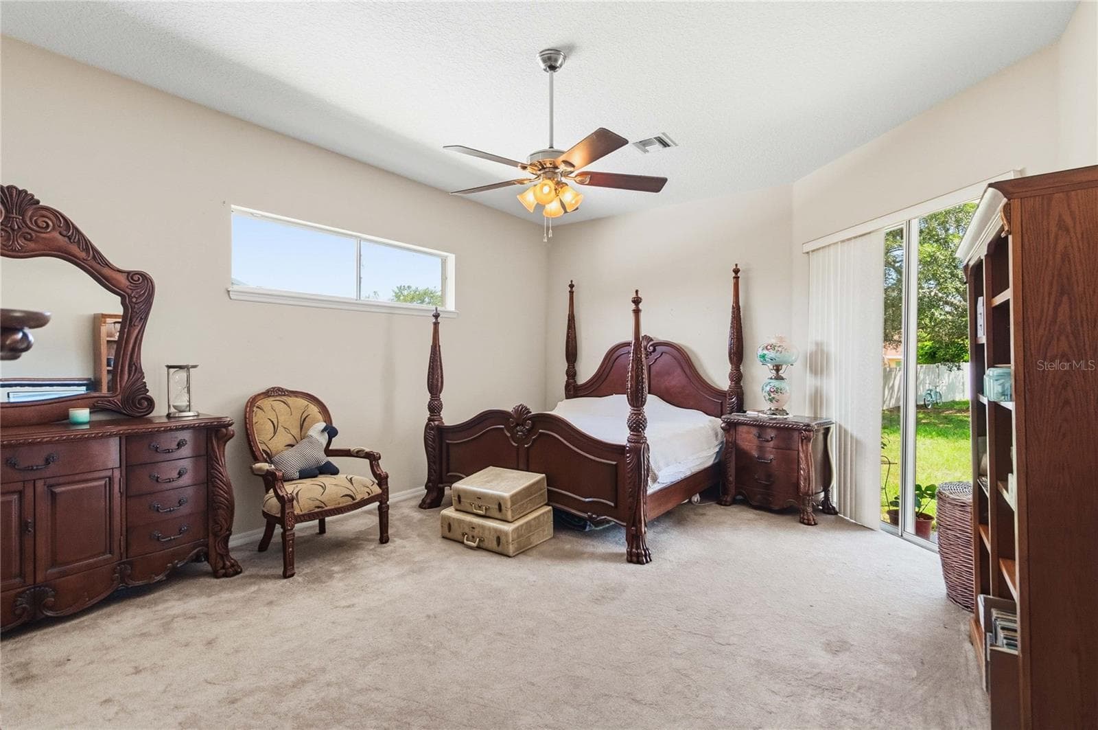 1085 CHASE DRIVE — photo 17 of 40