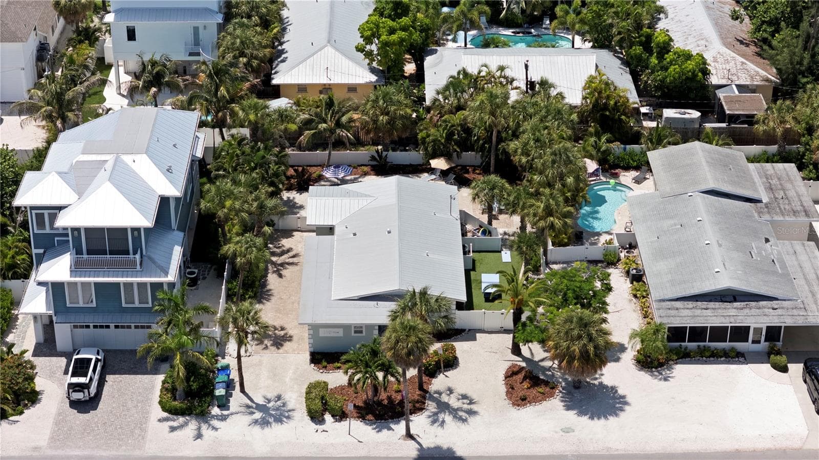 110 PALM AVENUE — photo 40 of 47