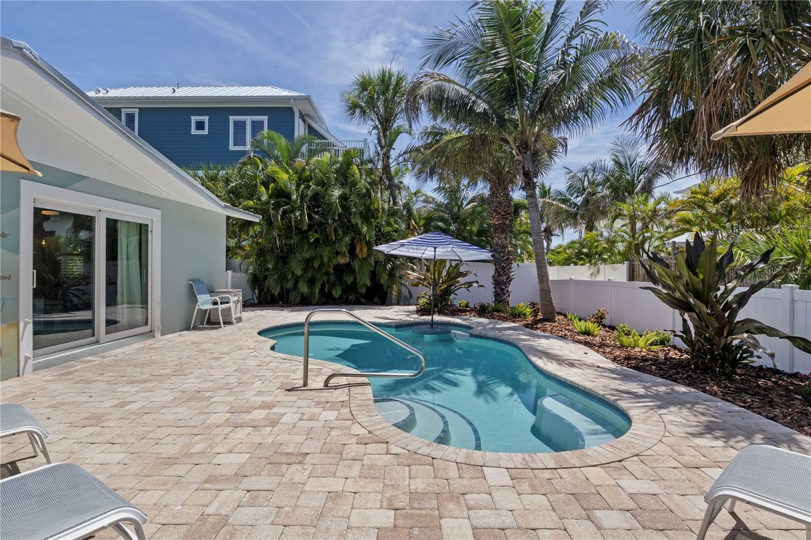 110 PALM AVENUE — photo 47 of 47
