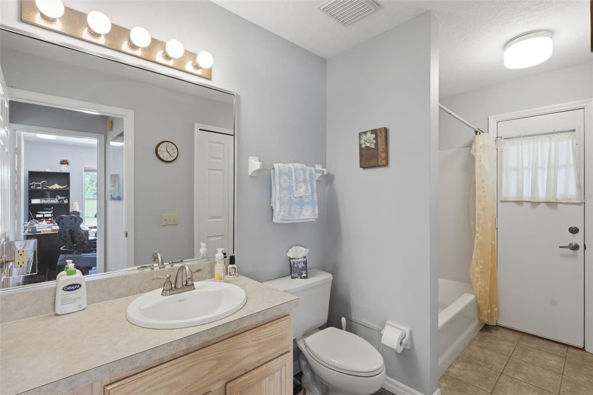 1200 HART ROAD — photo 16 of 33