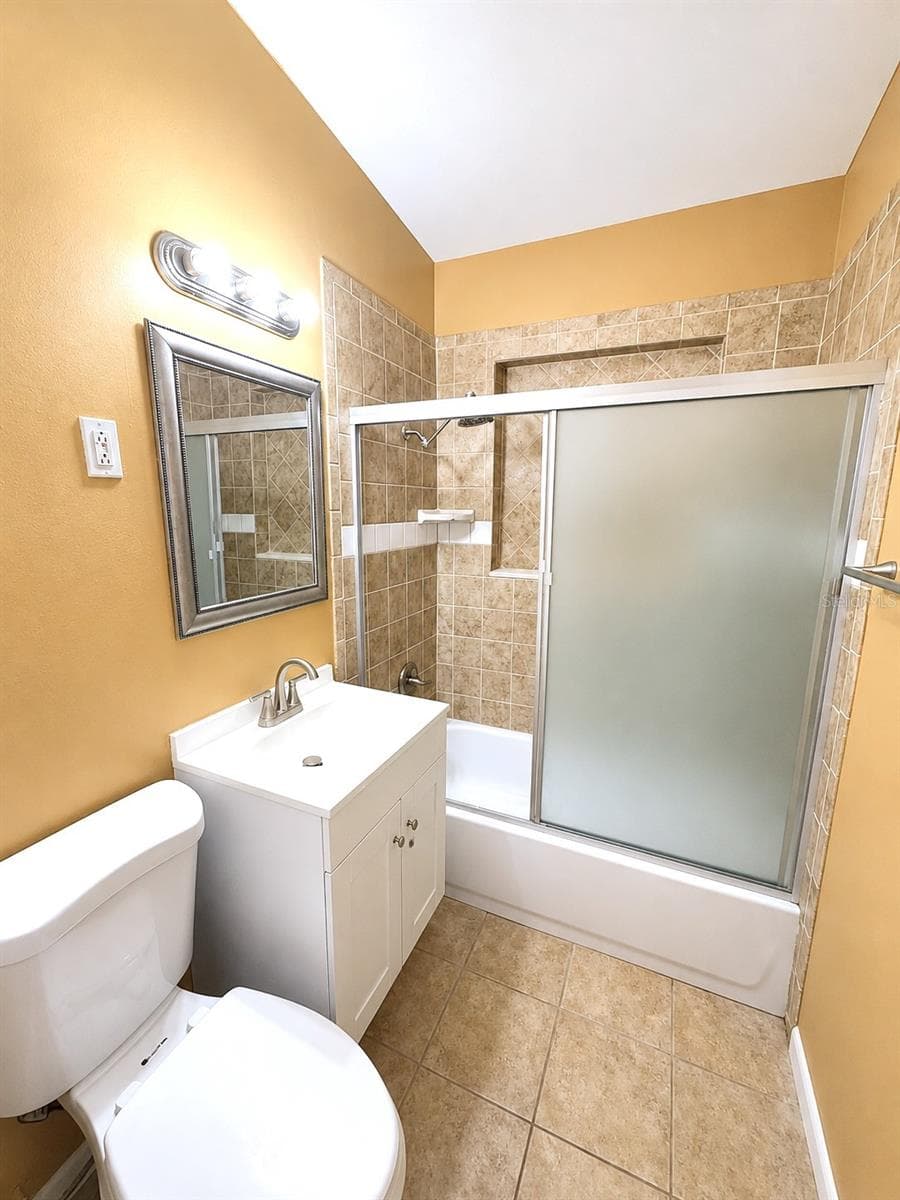 21442 GLADIS AVENUE — photo 35 of 44