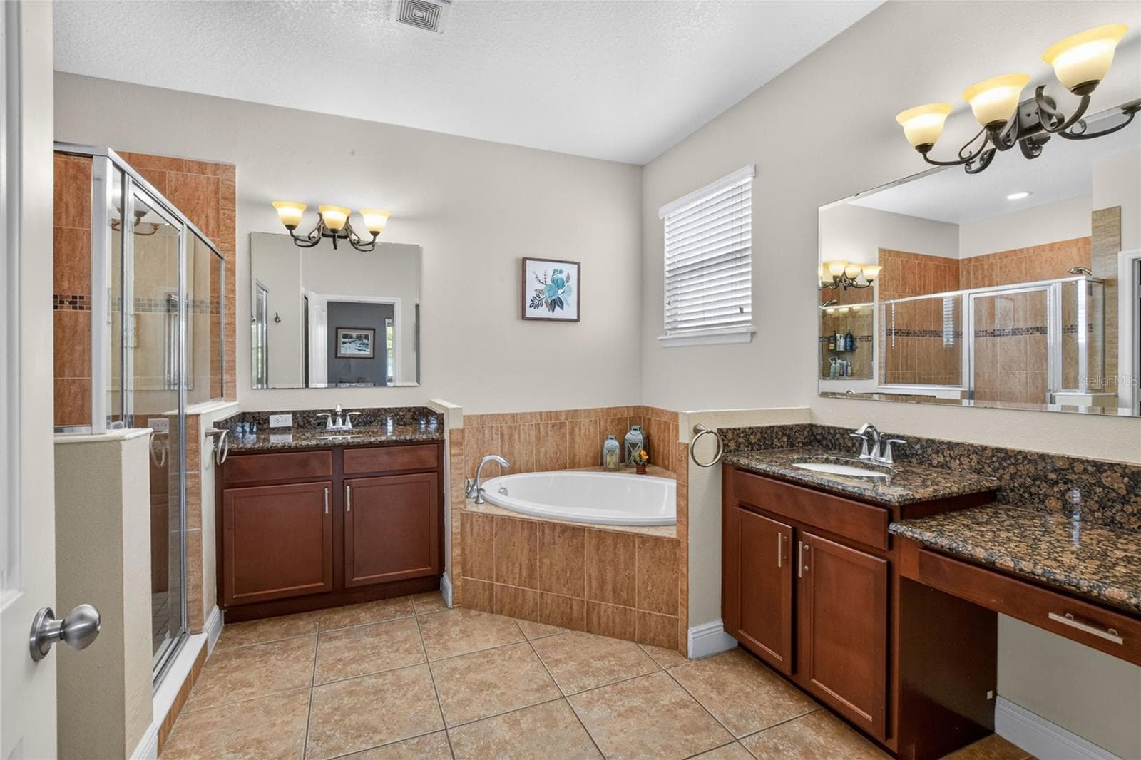 4015 TIVERTON WAY — photo 28 of 60