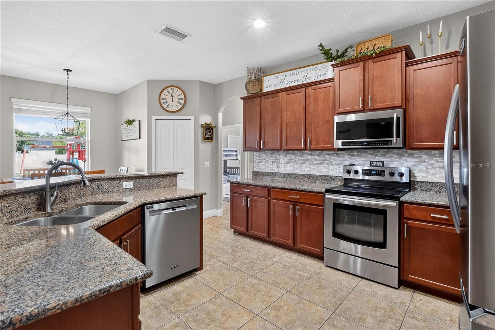 4015 TIVERTON WAY — photo 16 of 60