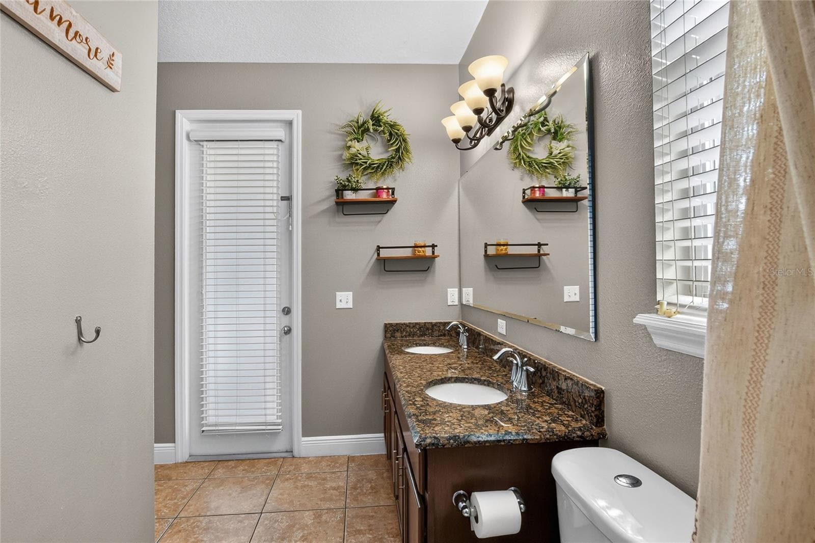 4015 TIVERTON WAY — photo 34 of 60