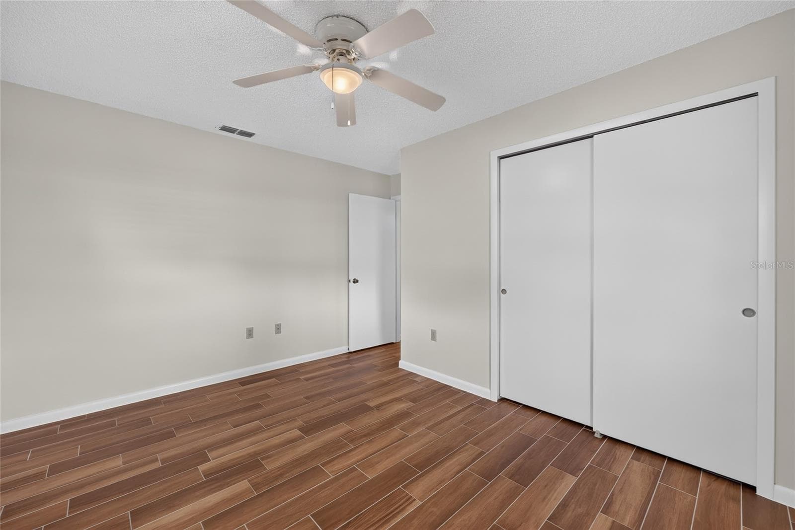 1 DURNESS COURT — photo 34 of 45