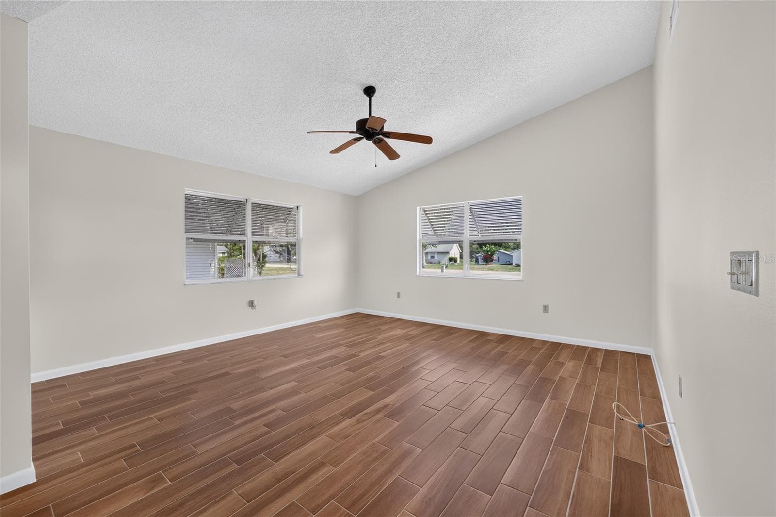 1 DURNESS COURT — photo 9 of 45