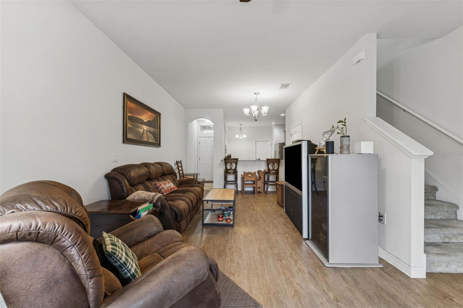 2129 LENNOX DALE LANE — photo 13 of 34