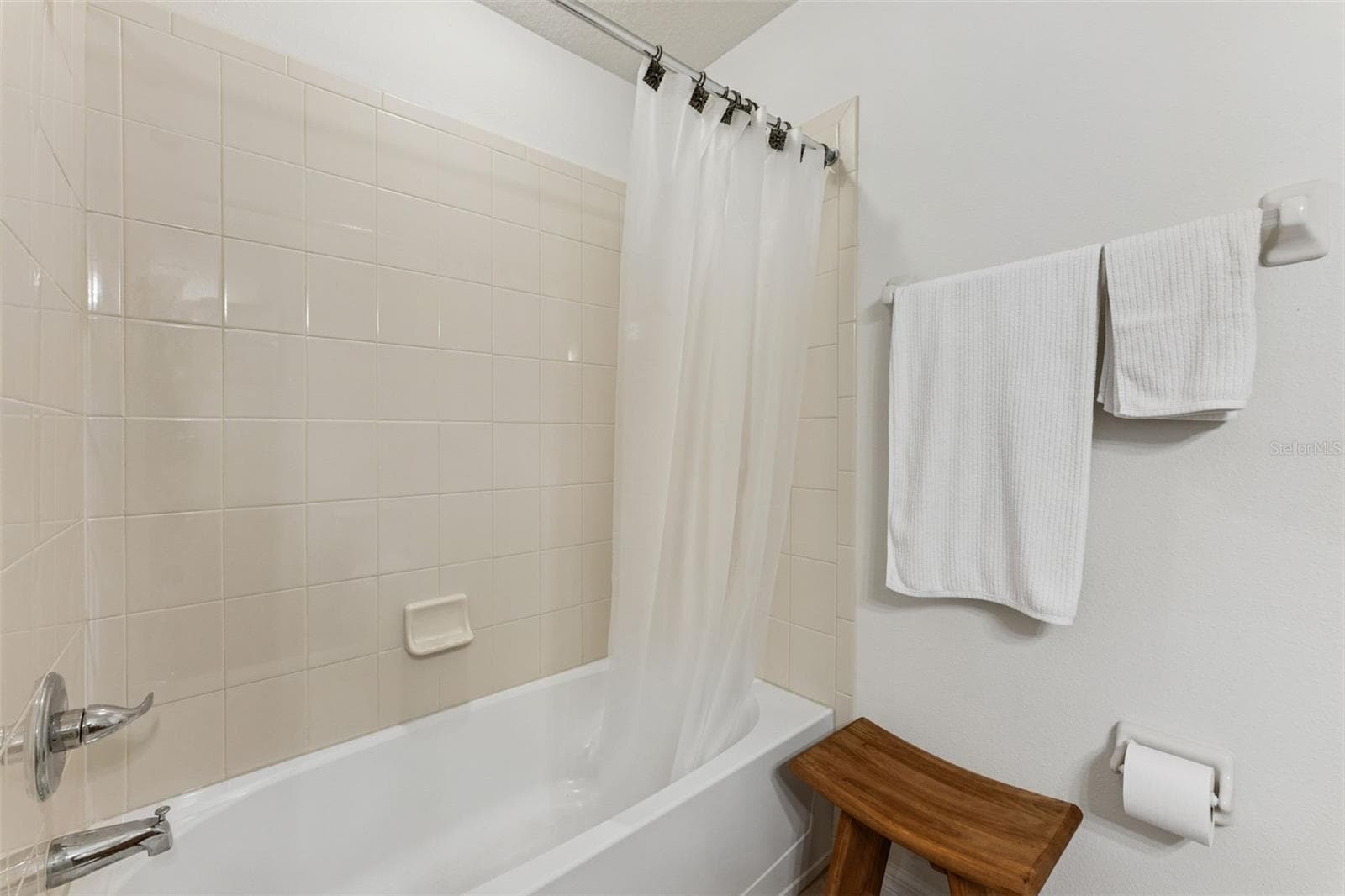 2129 LENNOX DALE LANE — photo 22 of 34