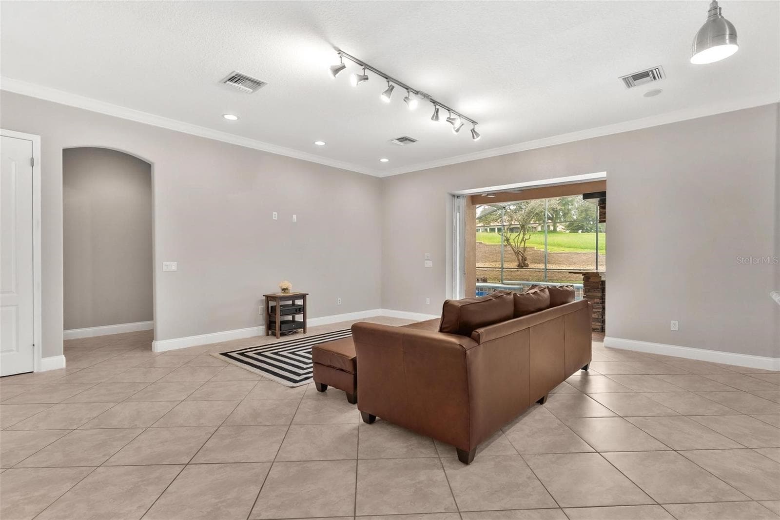 5506 CITATION COURT — photo 12 of 55