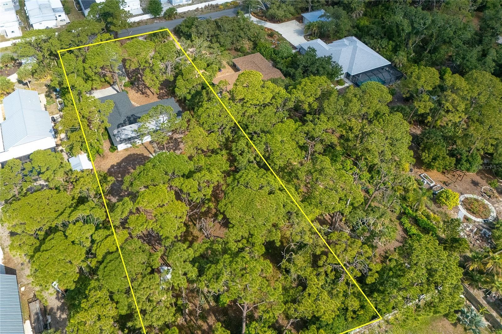 5833 MIAMI ROAD — photo 8 of 70