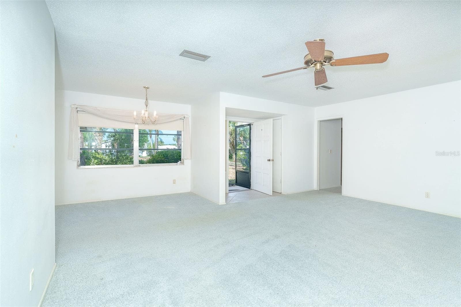 5833 MIAMI ROAD — photo 14 of 70