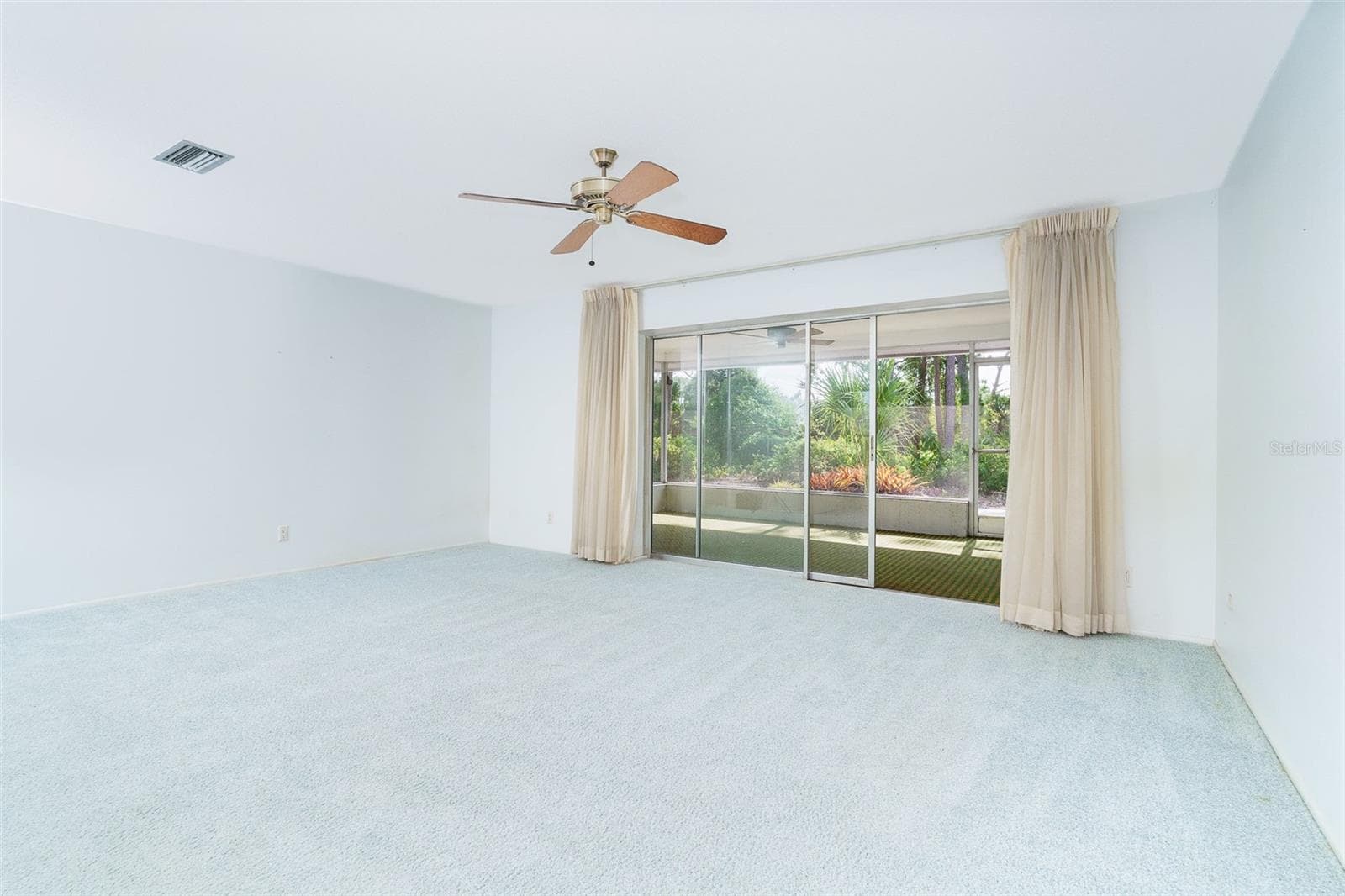 5833 MIAMI ROAD — photo 17 of 70