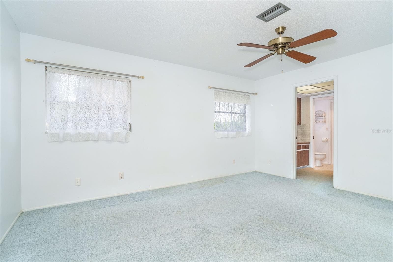 5833 MIAMI ROAD — photo 34 of 70