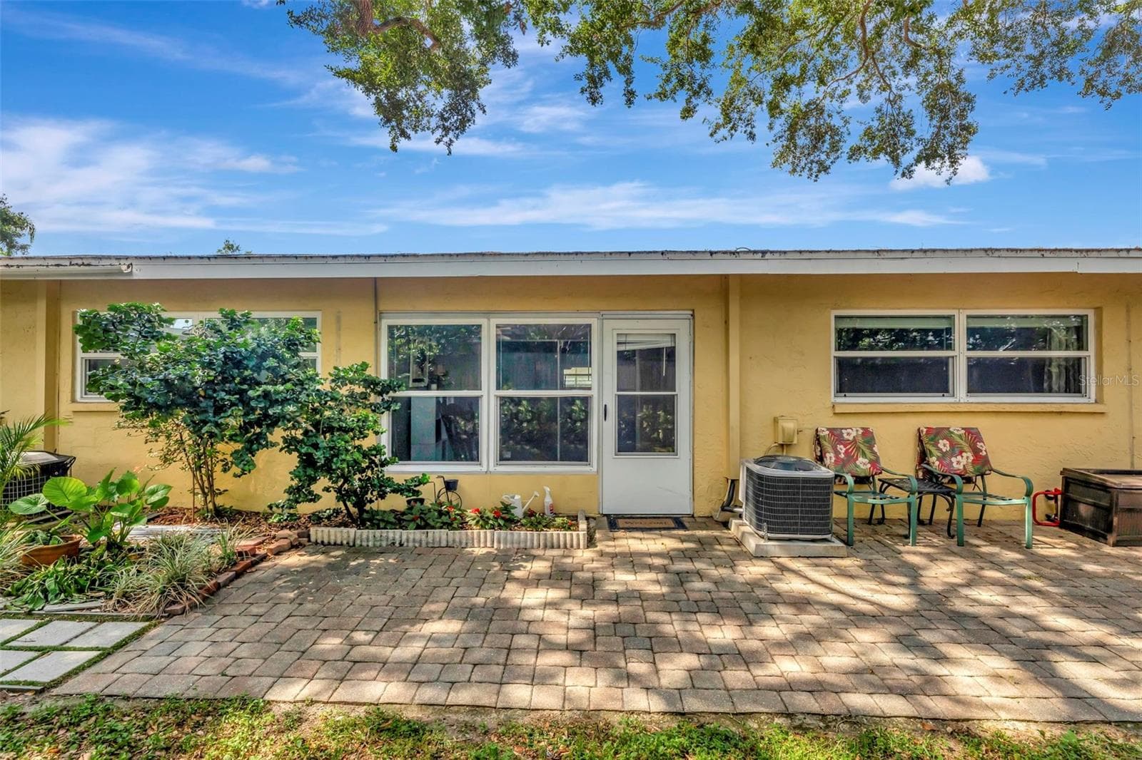 1024 DE SOTO DRIVE — photo 19 of 26