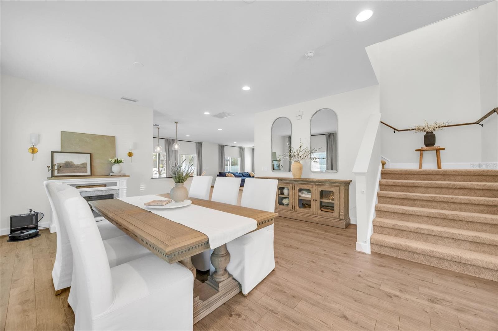 6835 STONEHEATH LANE — photo 33 of 71