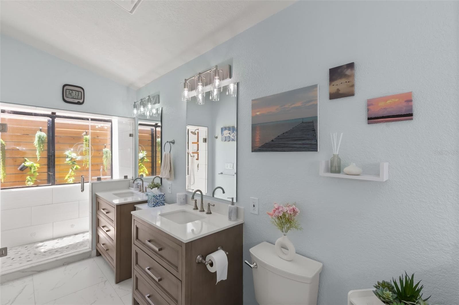 2786 VALENCIA LANE — photo 19 of 33
