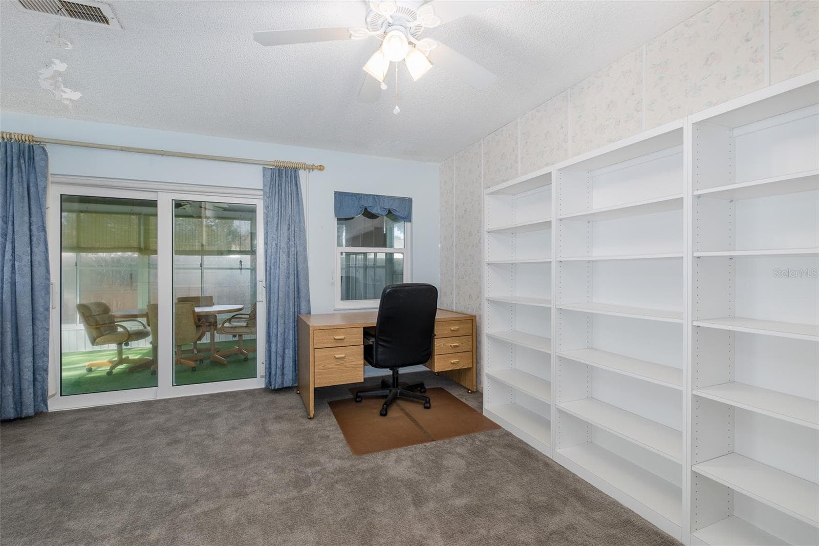 8240 WINDING WOOD DRIVE — photo 10 of 38