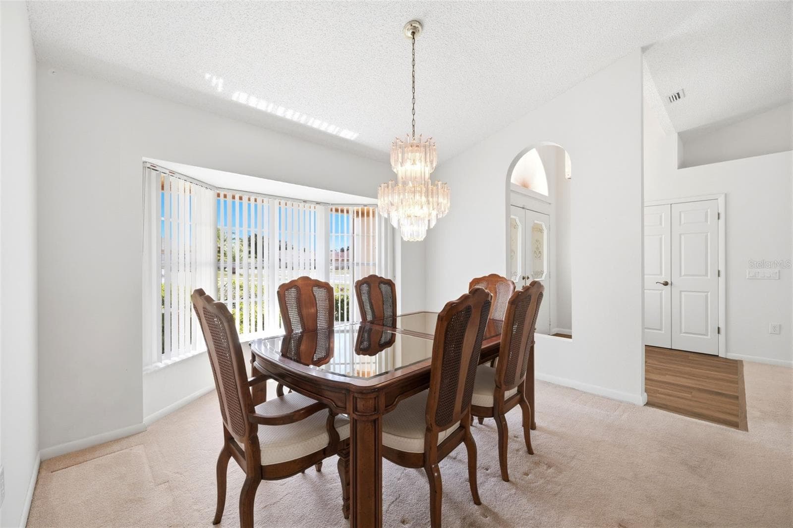 1269 HUBBARD COURT — photo 14 of 68