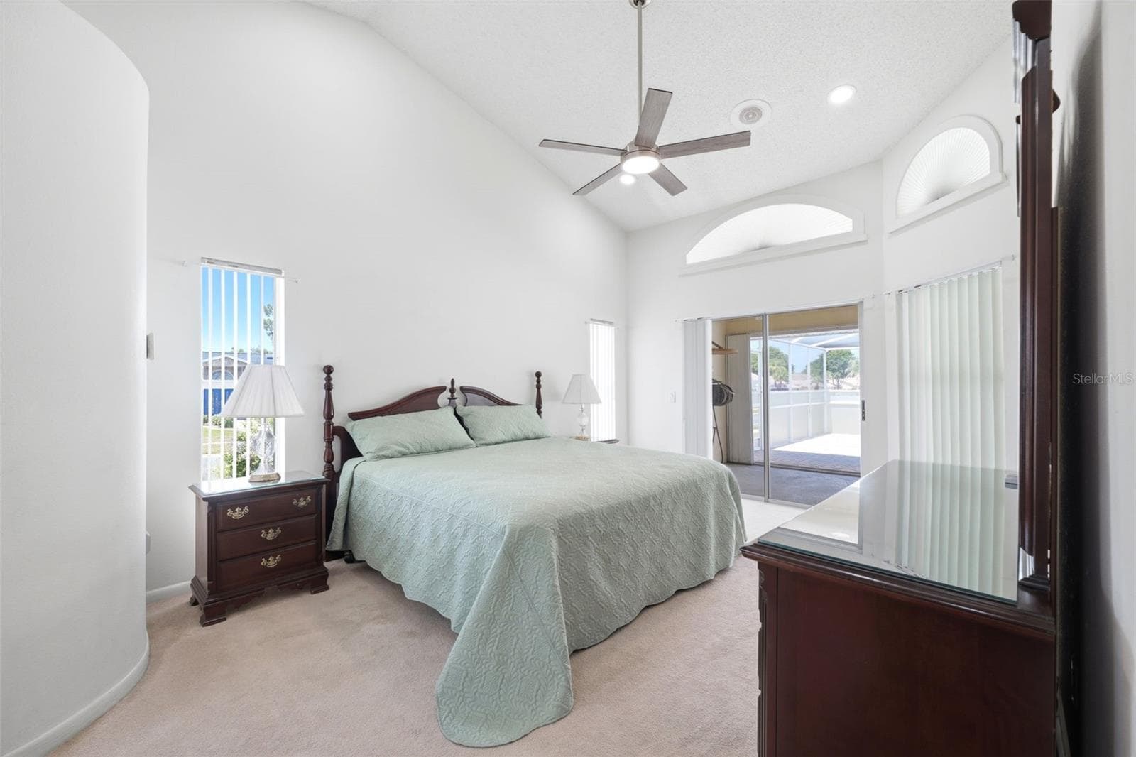 1269 HUBBARD COURT — photo 15 of 68