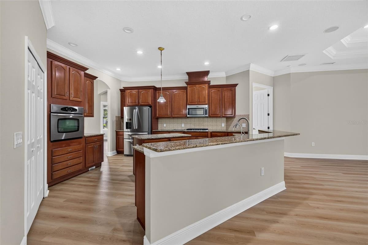 5112 ABISHER WOOD LANE — photo 10 of 48