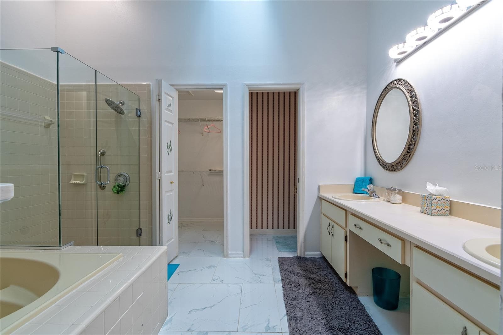 7720 CHAPELHILL DRIVE — photo 14 of 29