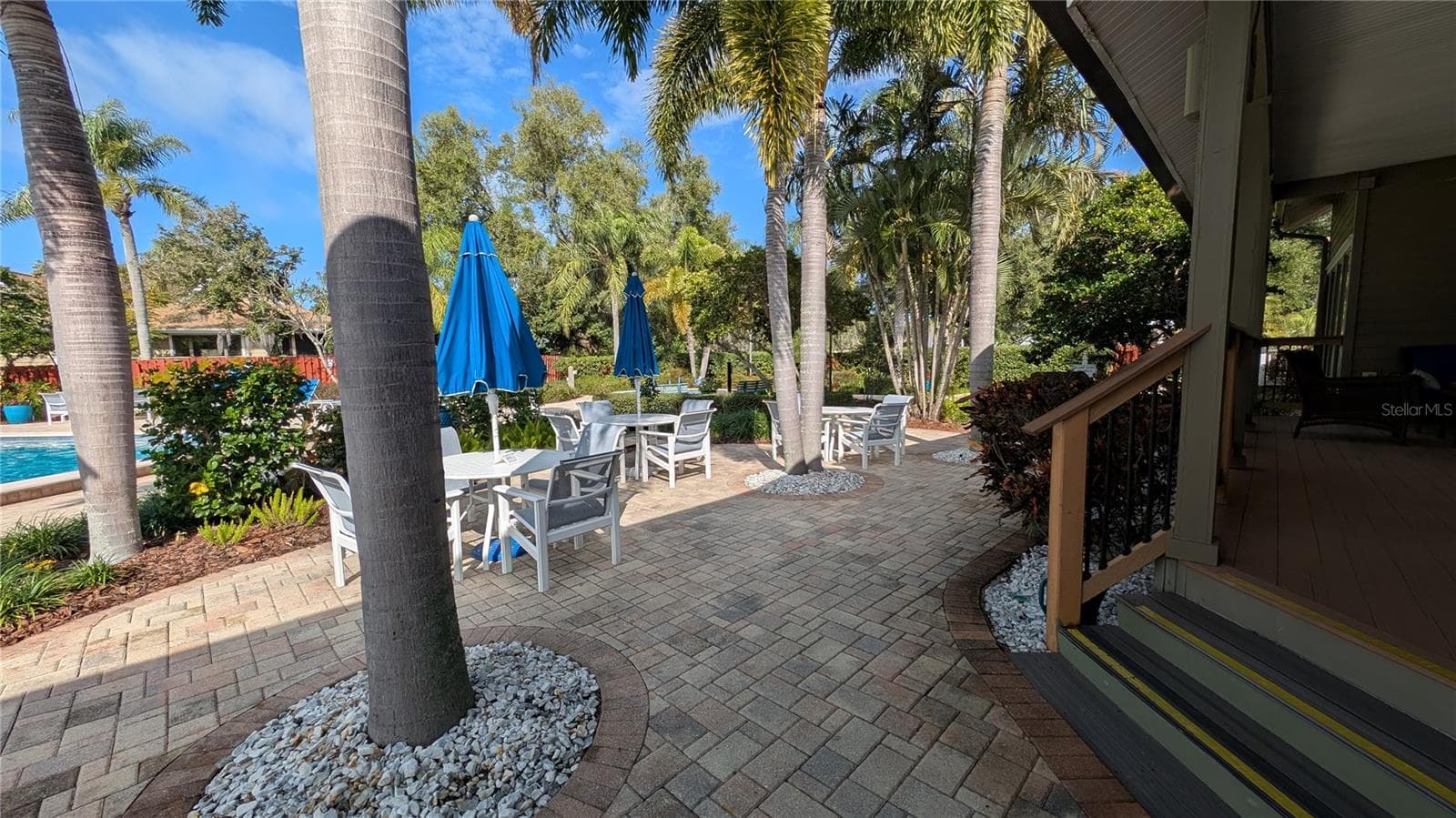 1025 LAKE AVOCA PLACE — photo 53 of 71