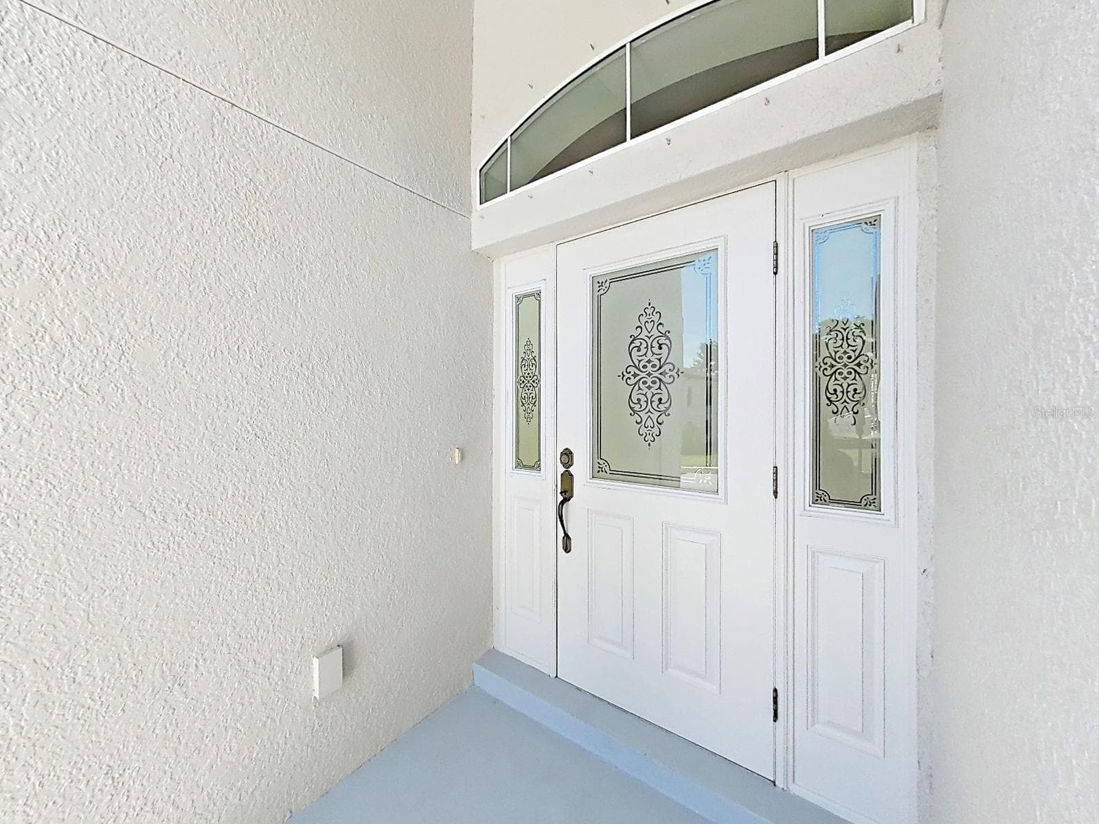 1025 LAKE AVOCA PLACE — photo 11 of 71