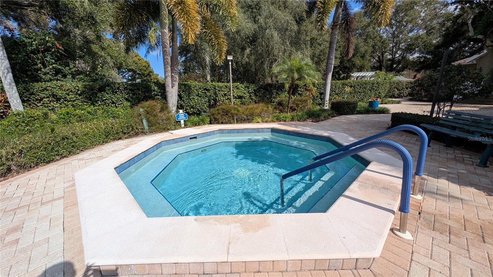1025 LAKE AVOCA PLACE — photo 49 of 71