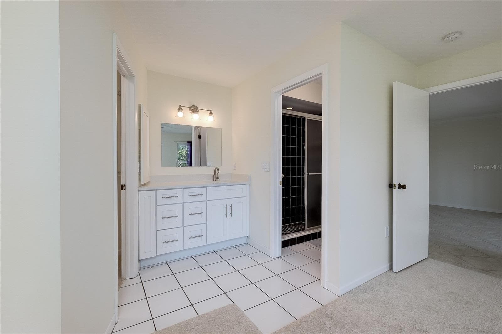 5617 EVERGREEN DR — photo 34 of 56